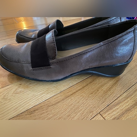 New in  box Naturalizer women’s shoes size 8.5 - Picture 2 of 6